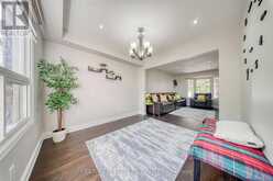 46 HEARNE CRESCENT | Ajax Ontario | Slide Image Eight