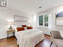16 HOLFORD CRESCENT | Toronto Ontario | Slide Image Twelve