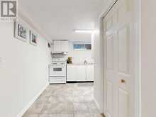 16 HOLFORD CRESCENT | Toronto Ontario | Slide Image Thirty-two