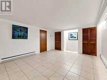 16 HOLFORD CRESCENT | Toronto Ontario | Slide Image Thirty-eight