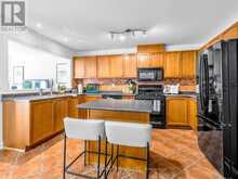 849 JOE PERSECHINI DRIVE | Newmarket Ontario | Slide Image Six