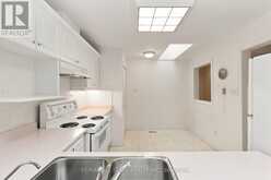 28 BLUE HERON BEACH WAY | Markham Ontario | Slide Image Twenty