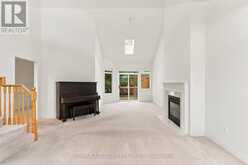 28 BLUE HERON BEACH WAY | Markham Ontario | Slide Image Six