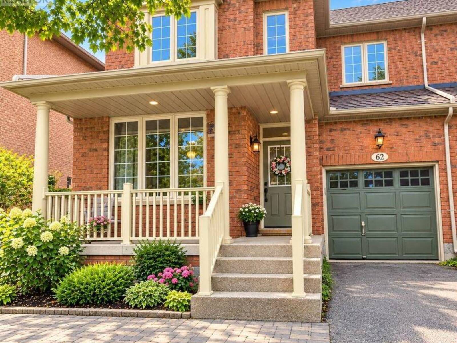 62 LAKESPRING DRIVE, Markham, Ontario L6C 2Z1