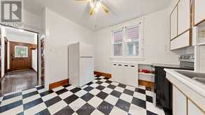 132 MARION STREET | Toronto Ontario | Slide Image Nine