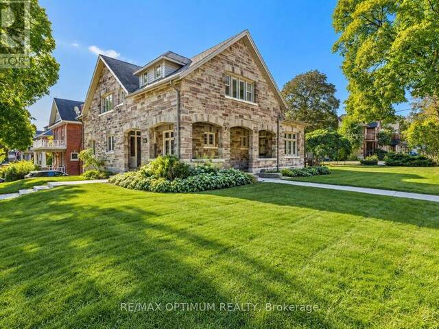 916 QUEENSTON ROAD Cambridge Ontario, N3H 3K8 - Multi-family Home For Sale