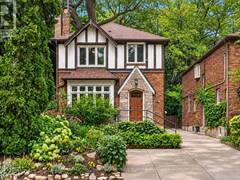 6 NINA STREET Toronto Ontario, M5R 1Z3