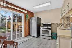 12 ELDON AVENUE | Toronto Ontario | Slide Image Sixteen