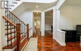 37 DRAWBRIDGE DRIVE | Markham Ontario | Slide Image Six