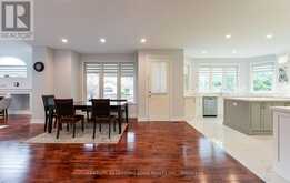 37 DRAWBRIDGE DRIVE | Markham Ontario | Slide Image Nine