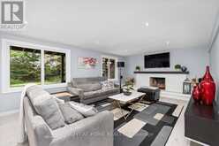 437 THE KINGSWAY | Toronto Ontario | Slide Image Thirty-two