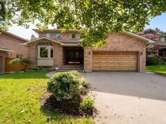 1896 STONEYBROOK COURT Mississauga Ontario, L5L 3W2