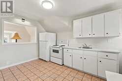 100 BALSAM AVENUE S | Hamilton Ontario | Slide Image Thirty-eight