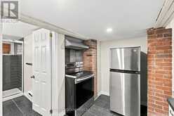 100 BALSAM AVENUE S | Hamilton Ontario | Slide Image Nine