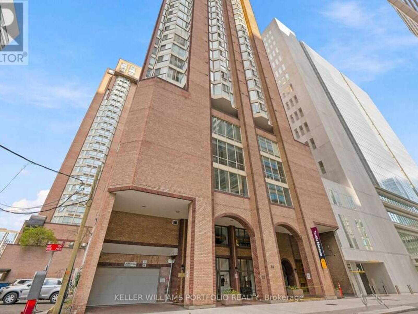 2304 - 55 CENTRE AVENUE, Toronto, Ontario M5G 2H5