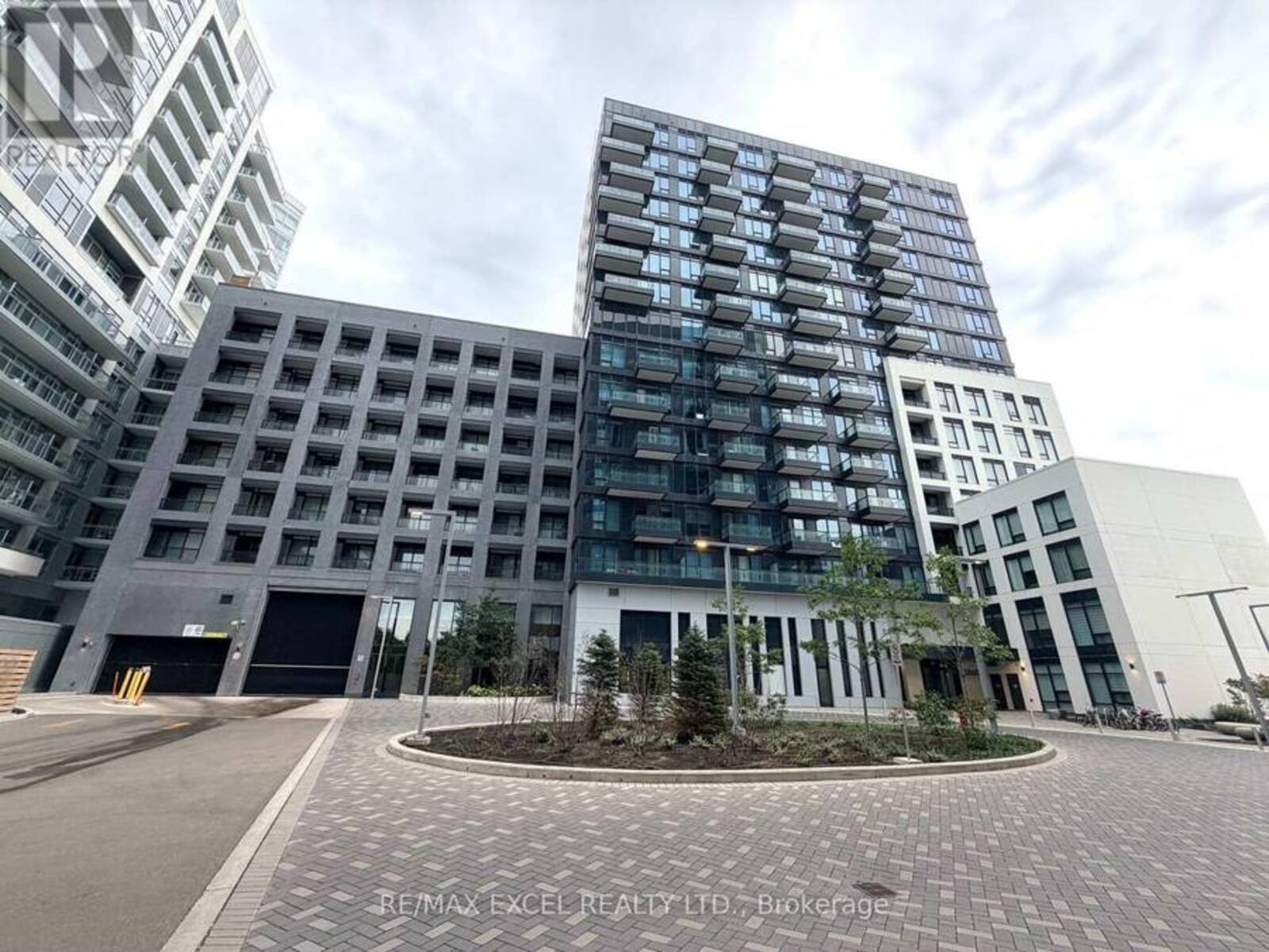 809E - 8868 YONGE STREET, Richmond Hill, Ontario L4C 1Z8