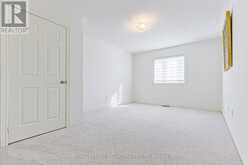 27 BEECHBOROUGH CRESCENT | East Gwillimbury Ontario | Slide Image Thirty-three