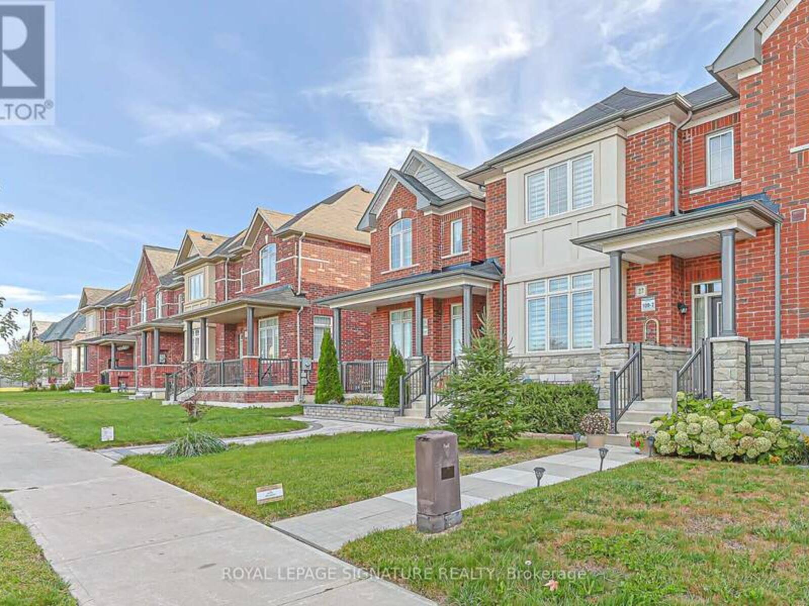 27 BEECHBOROUGH CRESCENT, East Gwillimbury, Ontario L9N 0L6