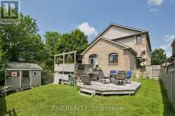 29 BATSON DRIVE | Aurora Ontario | Slide Image Forty