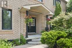 29 BATSON DRIVE | Aurora Ontario | Slide Image Six