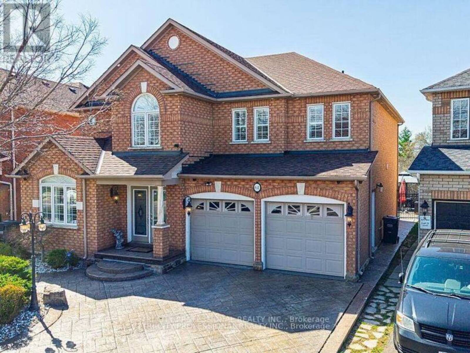 61 WOODVALLEY DRIVE, Brampton, Ontario L7A 1Z3