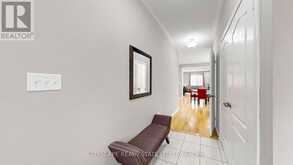 47 GOODSWAY TRAIL | Brampton Ontario | Slide Image Fifteen