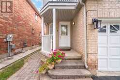 7 SECORD CRESCENT | Brampton Ontario | Slide Image Four