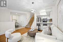 23 - 1 EATON PARK LANE E | Toronto Ontario | Slide Image Eight