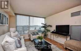 502 - 7825 BAYVIEW AVENUE | Markham Ontario | Slide Image Five