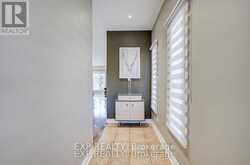 292 SHERIDAN COURT | Newmarket Ontario | Slide Image Two