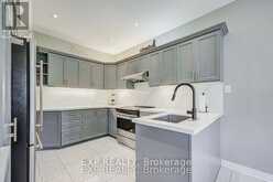 292 SHERIDAN COURT | Newmarket Ontario | Slide Image Six