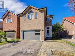 292 SHERIDAN COURT Newmarket Ontario, L3Y 8P9