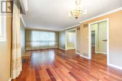 68 FULLERTON CRESCENT | Markham Ontario | Slide Image Three