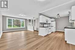 135 PETER STREET | East Gwillimbury Ontario | Slide Image Thirteen