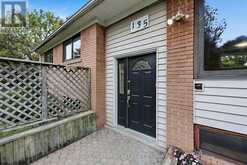 135 PETER STREET | East Gwillimbury Ontario | Slide Image Eight