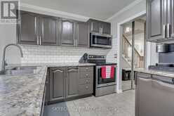 313 HICKLING TRAIL | Barrie Ontario | Slide Image Thirteen