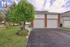 313 HICKLING TRAIL | Barrie Ontario | Slide Image Three