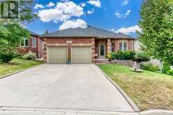 25 PINECLIFF CRESCENT | Barrie Ontario | Slide Image Two