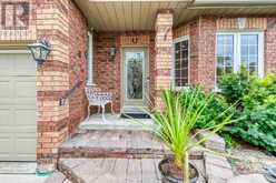 25 PINECLIFF CRESCENT | Barrie Ontario | Slide Image Three