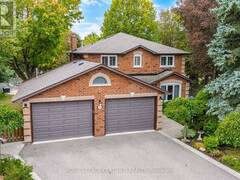 8 WISHART PLACE Brampton Ontario, L6Z 3H5