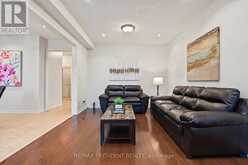 17 MCCARTNEY STREET | Hamilton Ontario | Slide Image Ten