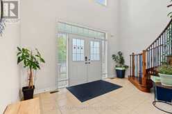 17 MCCARTNEY STREET | Hamilton Ontario | Slide Image Four