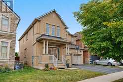 17 MCCARTNEY STREET | Hamilton Ontario | Slide Image Three