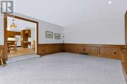 54 MONTE DRIVE | Hamilton Ontario | Slide Image Seventeen