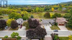54 MONTE DRIVE | Hamilton Ontario | Slide Image Two