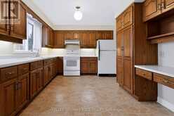 54 MONTE DRIVE | Hamilton Ontario | Slide Image Eight