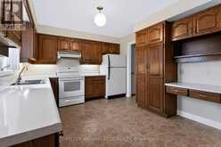 54 MONTE DRIVE | Hamilton Ontario | Slide Image Nine