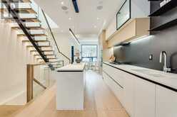 511 WOBURN AVENUE | Toronto Ontario | Slide Image Thirteen