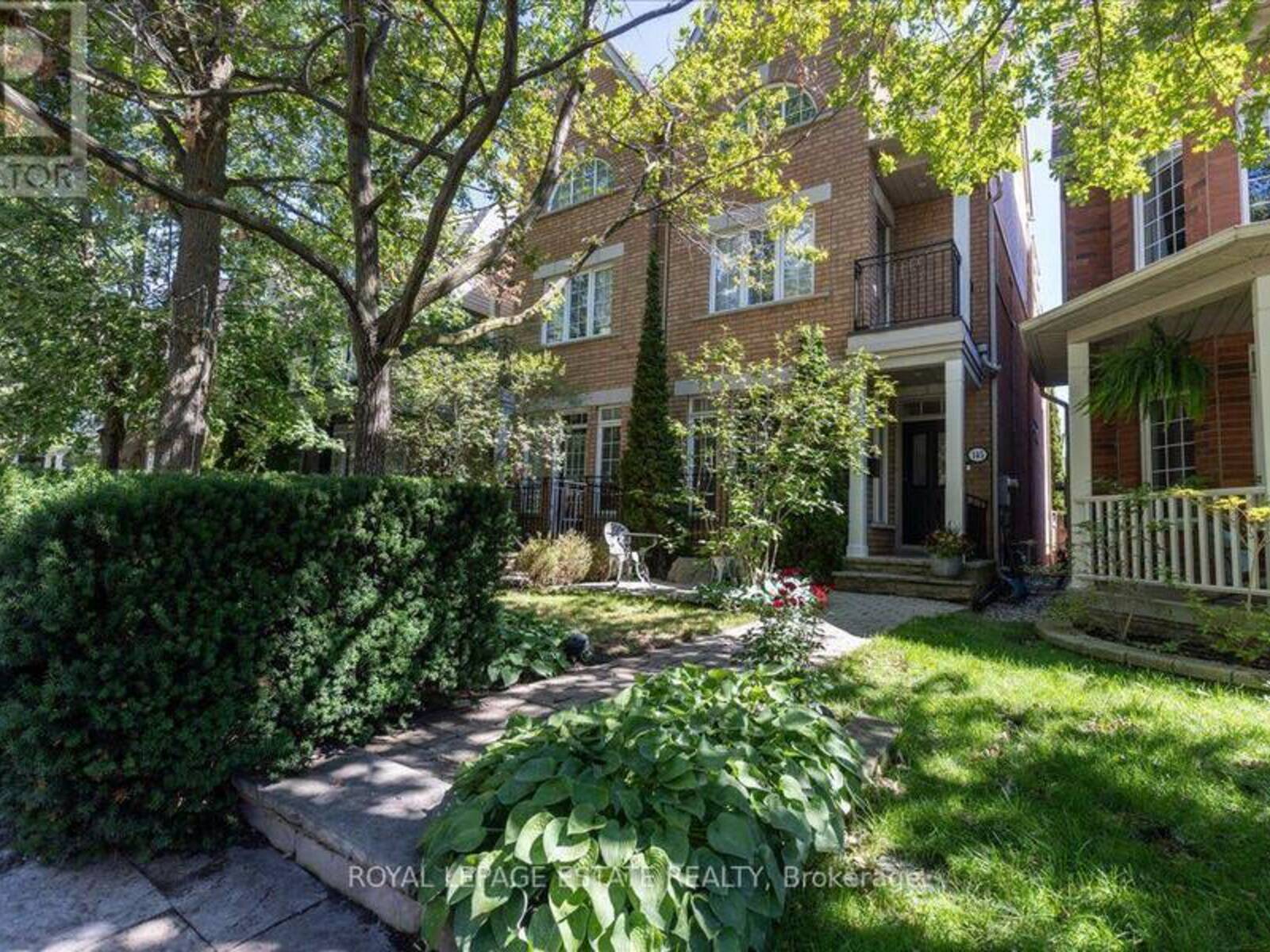 145 BOARDWALK DRIVE, Toronto, Ontario M4L 3X9
