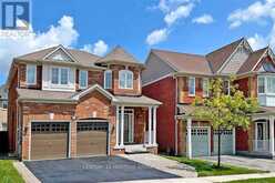 35 CLIFF GUNN ROAD | Newmarket Ontario | Slide Image Two